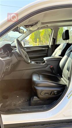 جيب جراند شيروكي